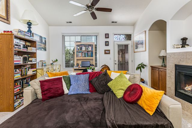 443 N KENT LN, North Salt Lake, UT 84054