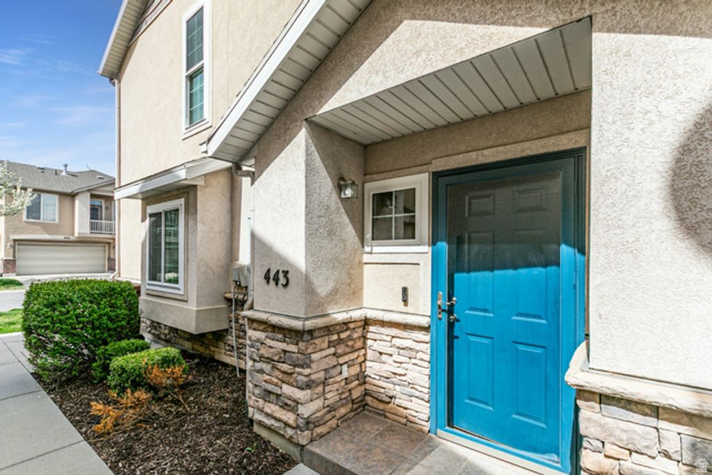 443 N KENT LN, North Salt Lake, UT 84054