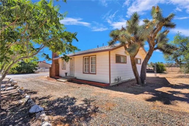 15129 Cedar Street, Hesperia, CA 92345