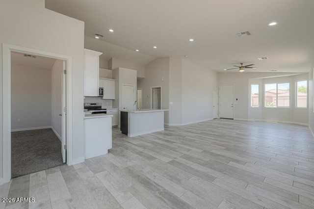 10112 W CAROUSEL Drive, Arizona City, AZ 85123