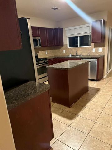 16882 Accolade Way, Conroe, TX 77385