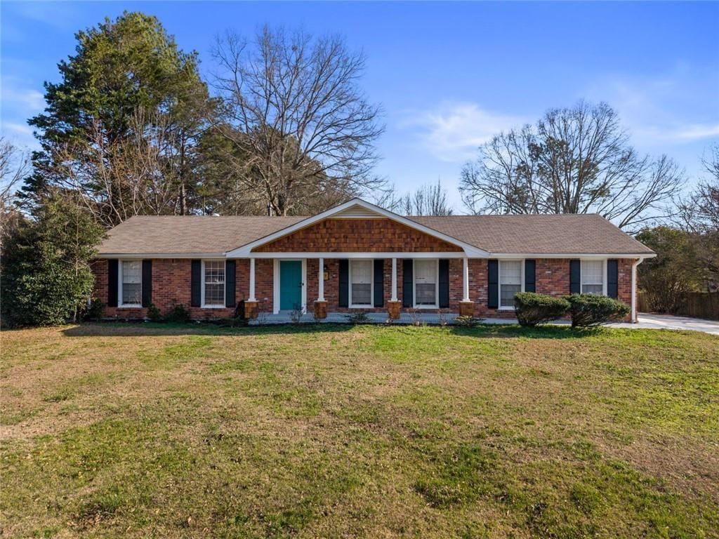 599 Honey Creek Road SE, Conyers, GA 30094