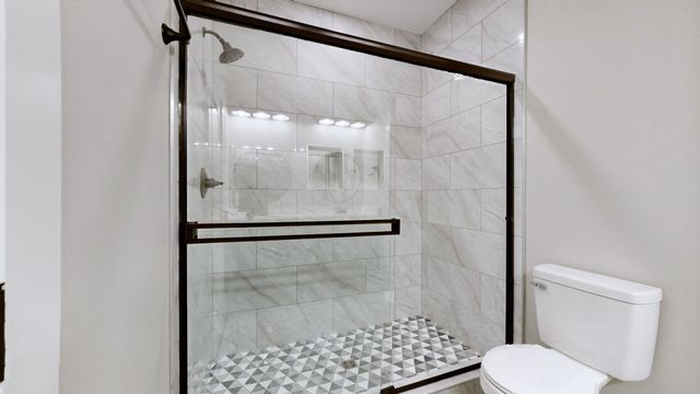 613 Short Mt ST, Smithville, TN 37166