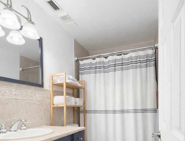 3441 Oak Drive, Hollywood, FL 33021