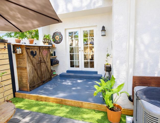 3441 Oak Drive, Hollywood, FL 33021