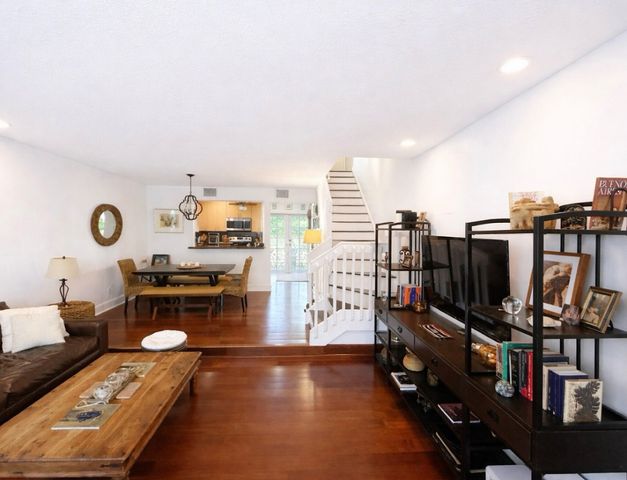 3441 Oak Drive, Hollywood, FL 33021