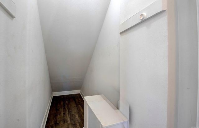 1316 River Oaks Drive, Benton, AR 72019