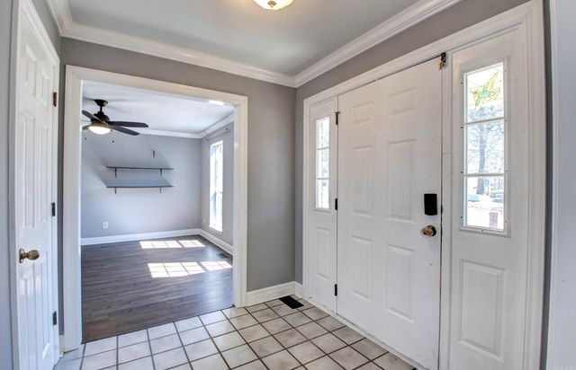 1316 River Oaks Drive, Benton, AR 72019