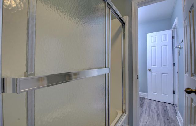 1316 River Oaks Drive, Benton, AR 72019