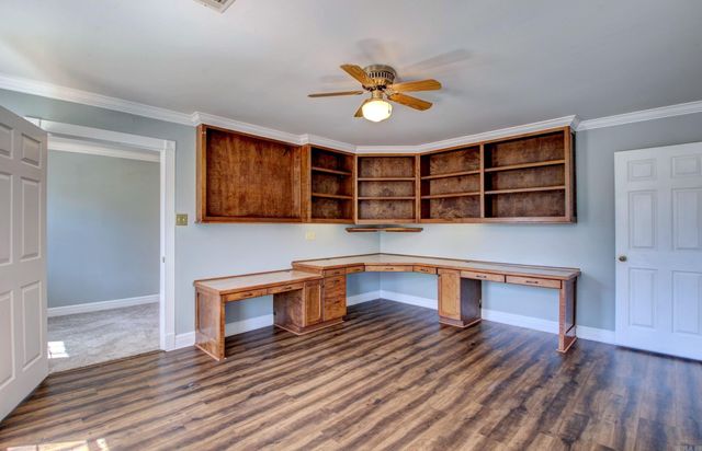 1316 River Oaks Drive, Benton, AR 72019