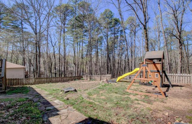 1316 River Oaks Drive, Benton, AR 72019