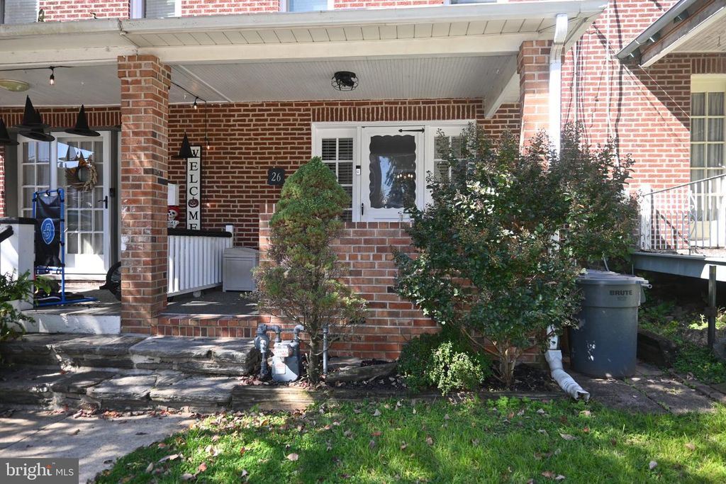 26 VERNON RD, HAVERTOWN, PA 19083 — photo 2