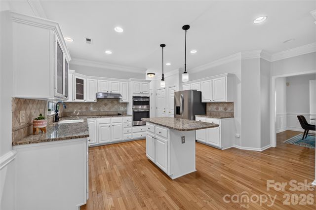 7128 Broadford Court, Charlotte, NC 28277