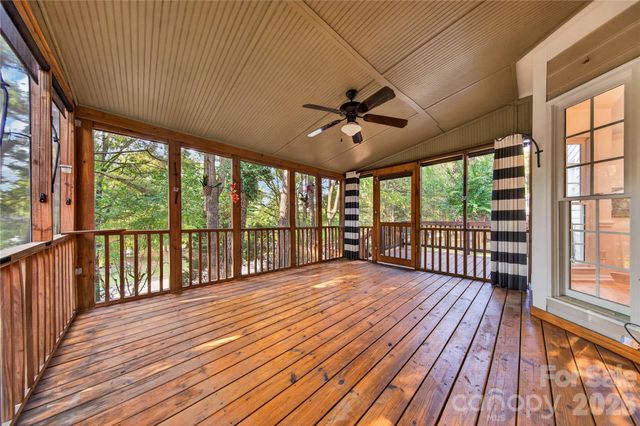 7128 Broadford Court, Charlotte, NC 28277
