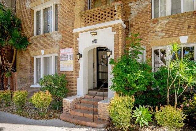 228 S Kenwood Street 303, Glendale, CA 91205