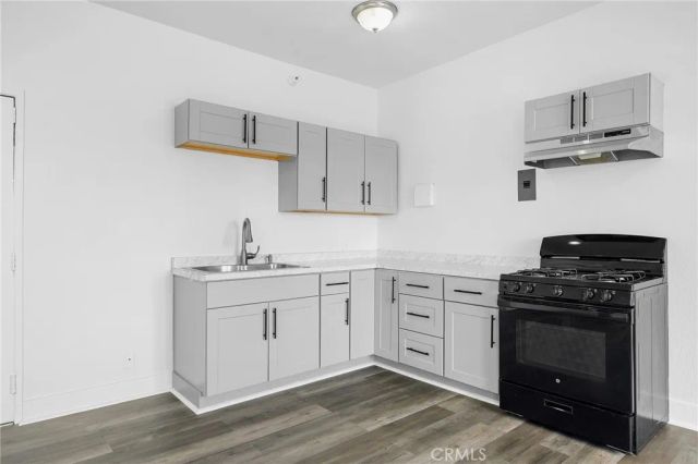 228 S Kenwood Street 303, Glendale, CA 91205