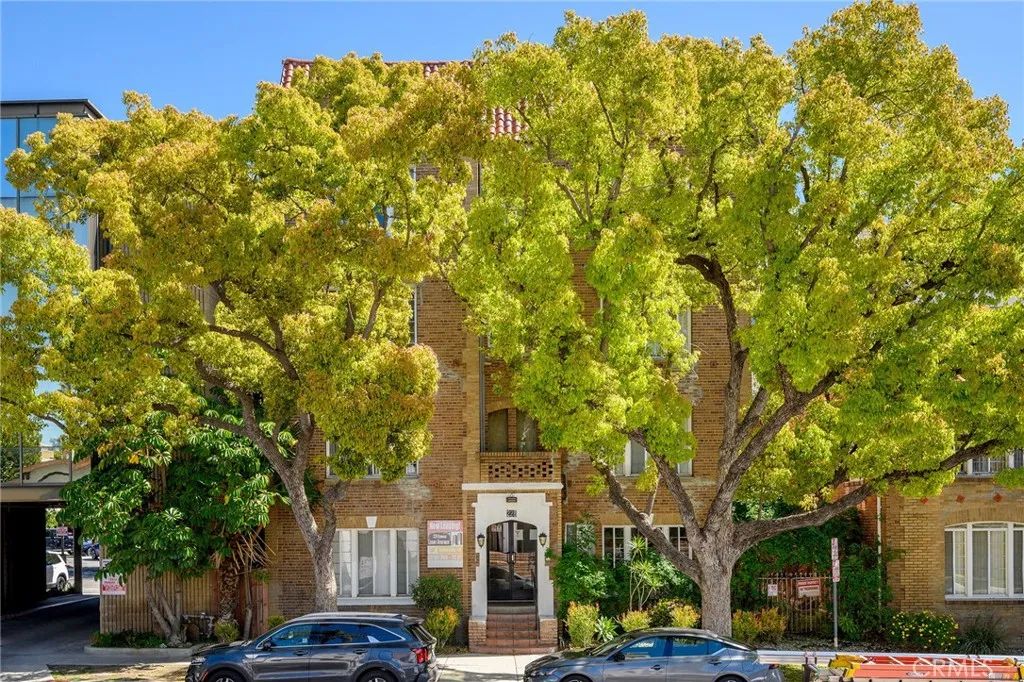228 S Kenwood Street 303, Glendale, CA 91205