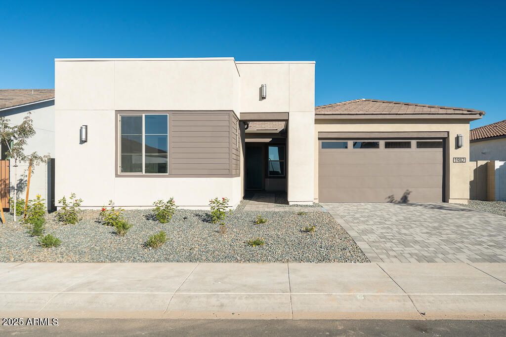 1982 E Empeltre Road, San Tan Valley, AZ 85140