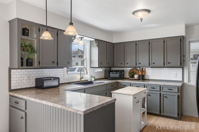 2475 85th Street SW, Byron Center, MI 49315