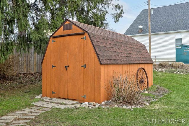 2475 85th Street SW, Byron Center, MI 49315