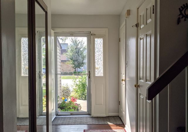 791 Lakeside Circle Drive, Wheeling, IL 60090