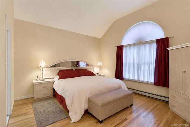 11 Embassy Road, Selden, NY 11784