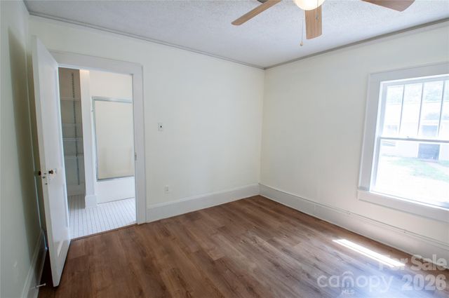 2505 Shelton Avenue, Statesville, NC 28677