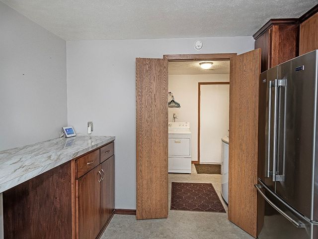 2750 Iowa Drive 14, Lower Burrell, PA 15068