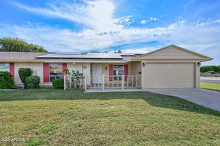 10643 W ROUNDELAY Circle, Sun City, AZ 85351