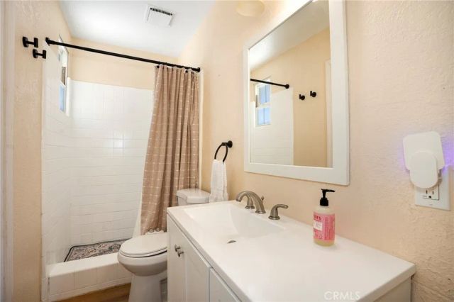 326 Foxbury Avenue, Pomona, CA 91767