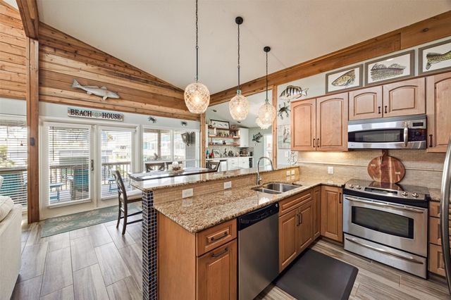 22028 Deaf P Smith Drive, Galveston, TX 77554