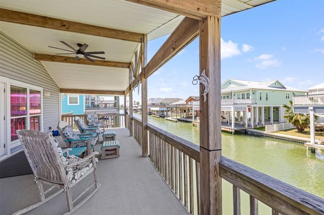 22028 Deaf P Smith Drive, Galveston, TX 77554