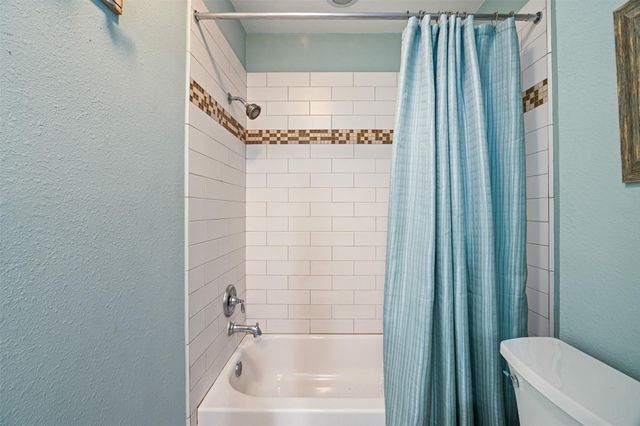 22028 Deaf P Smith Drive, Galveston, TX 77554