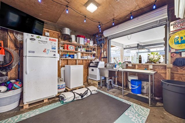 22028 Deaf P Smith Drive, Galveston, TX 77554