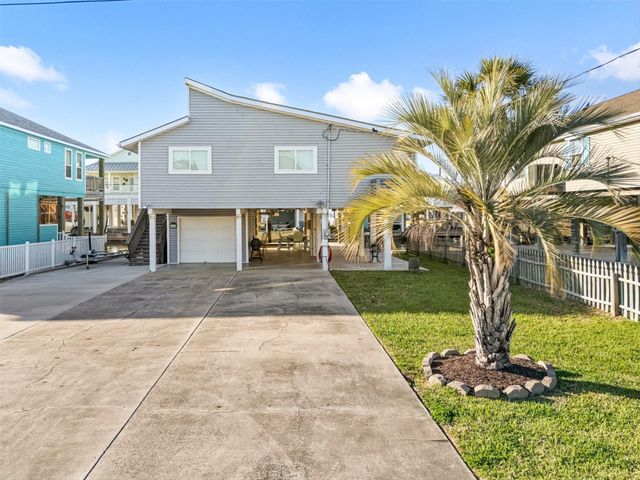 22028 Deaf P Smith Drive, Galveston, TX 77554