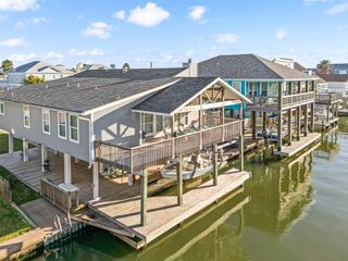 22028 Deaf P Smith Drive, Galveston, TX 77554