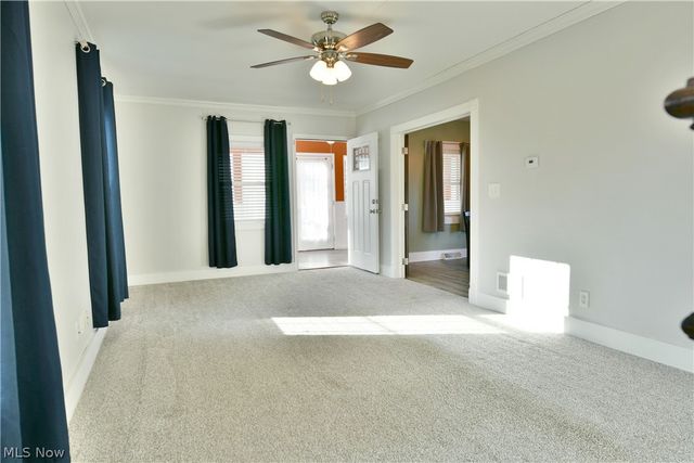 1525 Elm Road NE, Warren, OH 44483