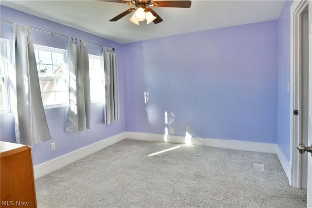 1525 Elm Road NE, Warren, OH 44483