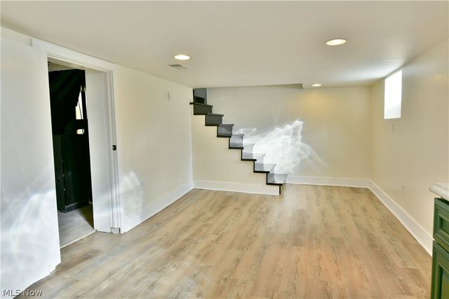 1525 Elm Road NE, Warren, OH 44483