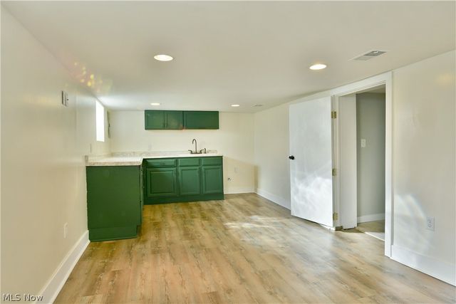 1525 Elm Road NE, Warren, OH 44483