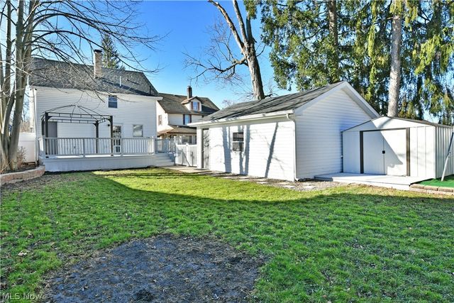 1525 Elm Road NE, Warren, OH 44483