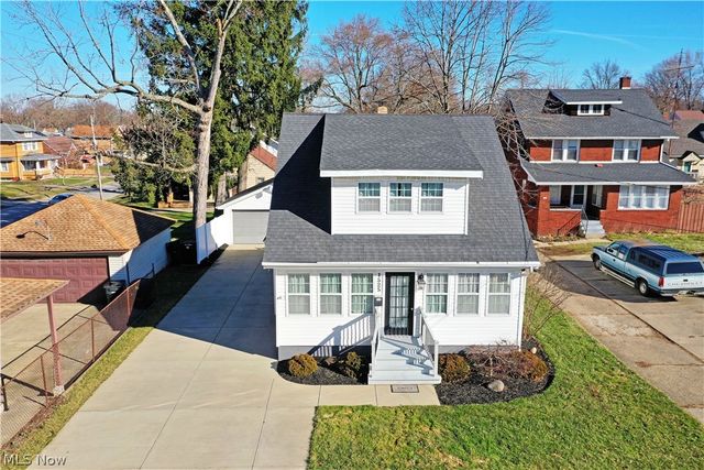 1525 Elm Road NE, Warren, OH 44483