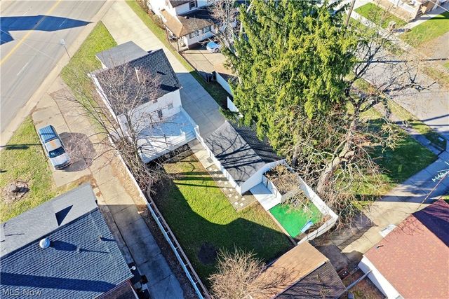 1525 Elm Road NE, Warren, OH 44483