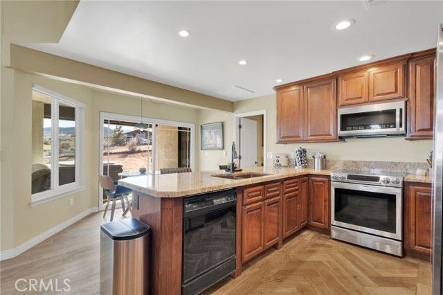 5205 Snow Line, Phelan, CA 92371