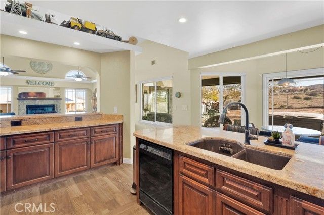 5205 Snow Line, Phelan, CA 92371