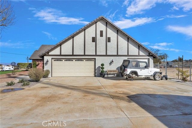 5205 Snow Line, Phelan, CA 92371