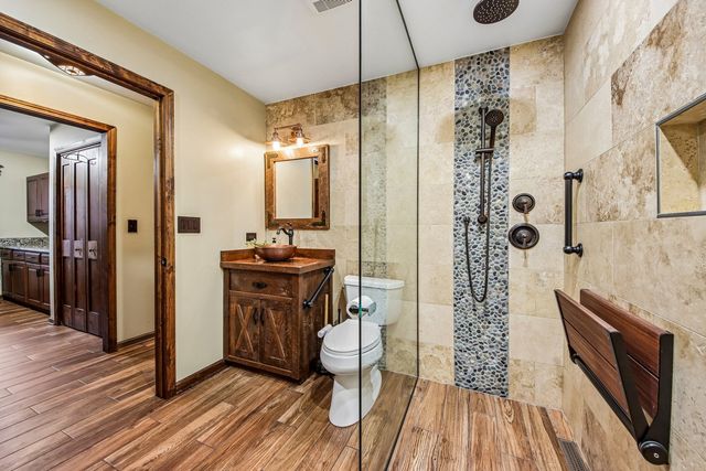 10 Elm Street, Hawthorn Woods, IL 60047
