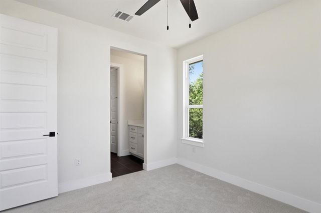 2301 E 10th ST, Austin, TX 78702