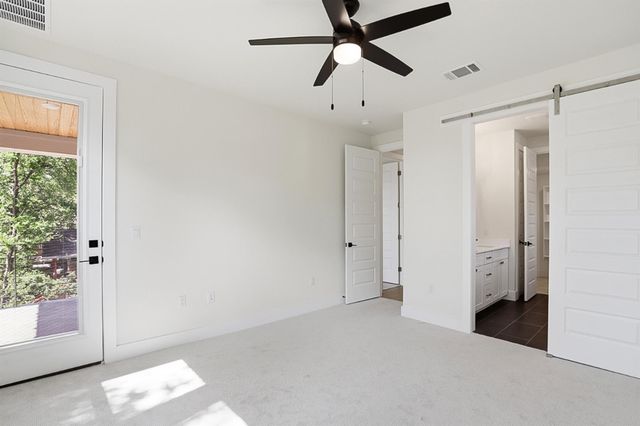 2301 E 10th ST, Austin, TX 78702