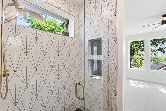 2301 E 10th ST, Austin, TX 78702